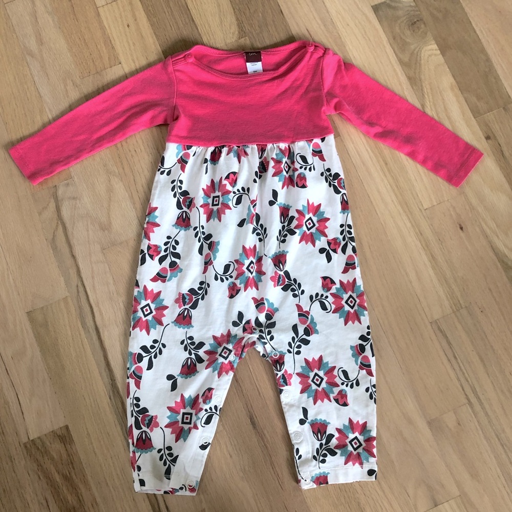 Tea Collection Romper Size 6-12m